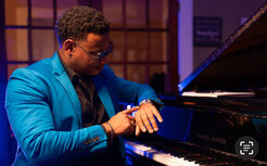 Gino Rosario - Blues Boulevard